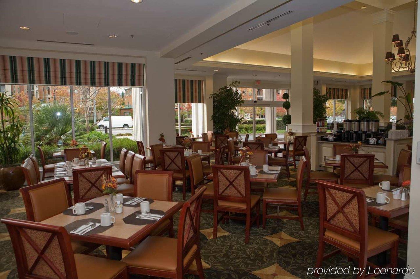 Hilton Garden Inn San Mateo Restaurant photo